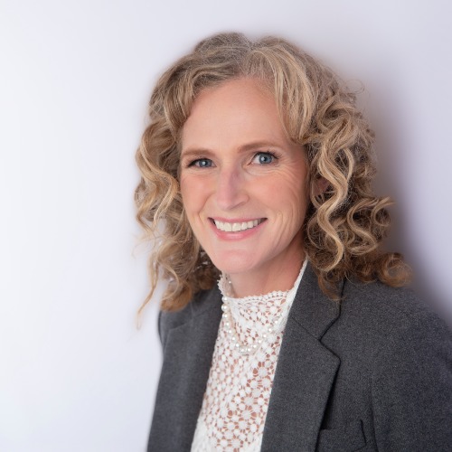 Louise Taylor